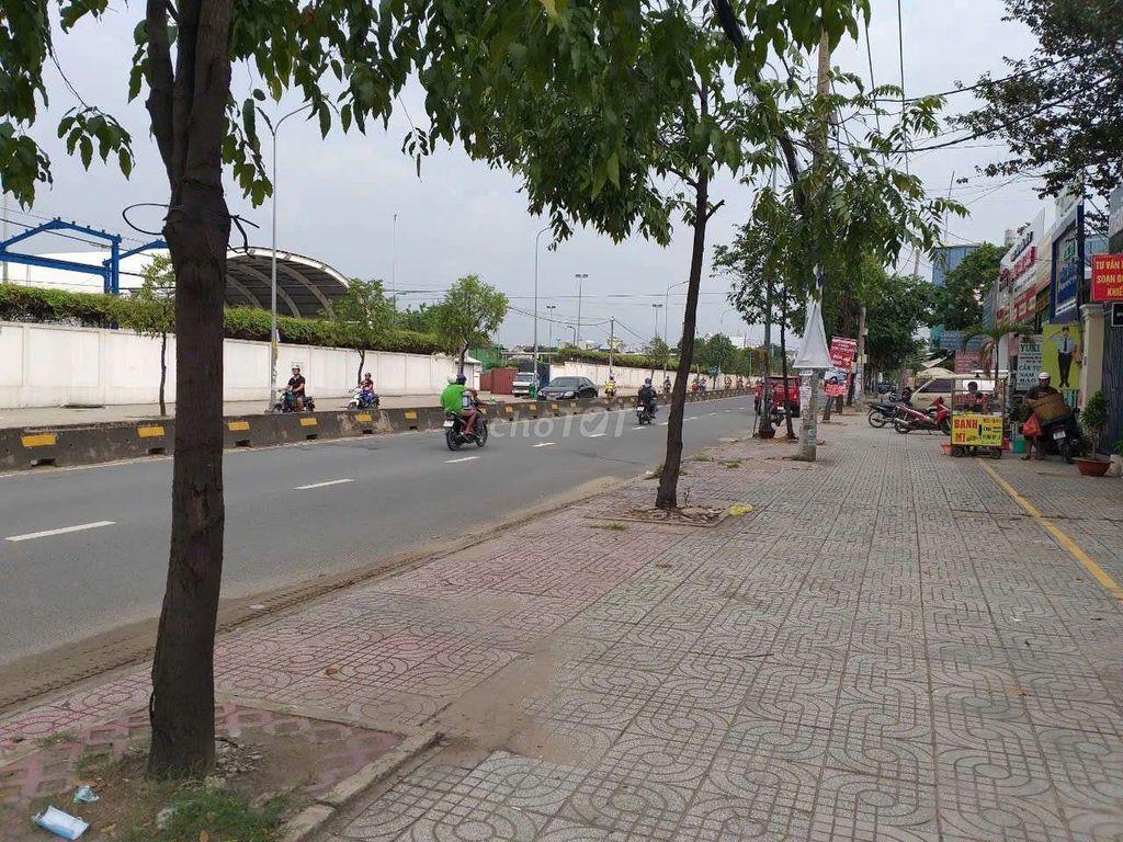 Biệt thự khủng 1080m2 ( 25m x 45m) Mặt tiền Đường Lê Thị Riêng