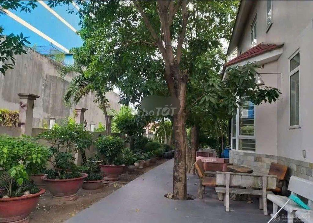 Biệt thự khủng 1080m2 ( 25m x 45m) Mặt tiền Đường Lê Thị Riêng