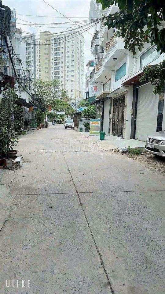 Bán CHDV Hầm 4 Lầu Thang Máy đang Thuê Khoán 34tr/Tháng Hiệp Thành 42