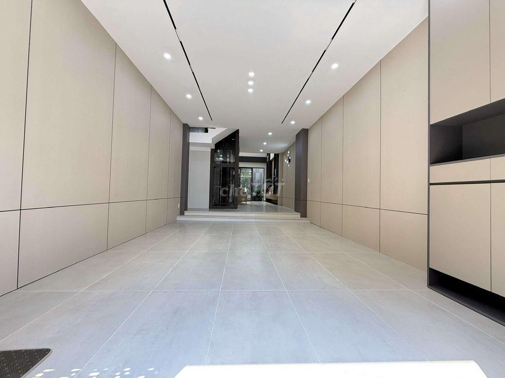 Siêu Phẩm đẹp 4,5m x 20m. 4 Tầng Có Thang Máy Hẻm 8m 1/ Thạnh Xuân 25