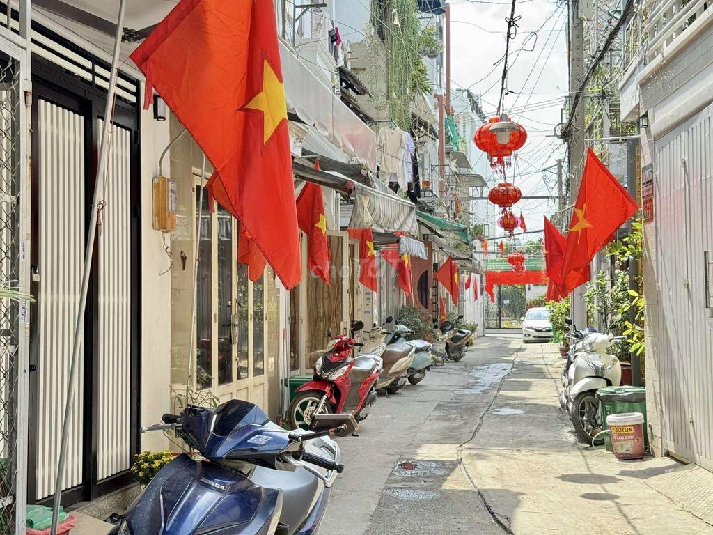 Nhỉnh 4 tỷ Nhà đẹp Full Nội Thất 1/ Hẻm xe hơi Tân Thới Hiệp 09