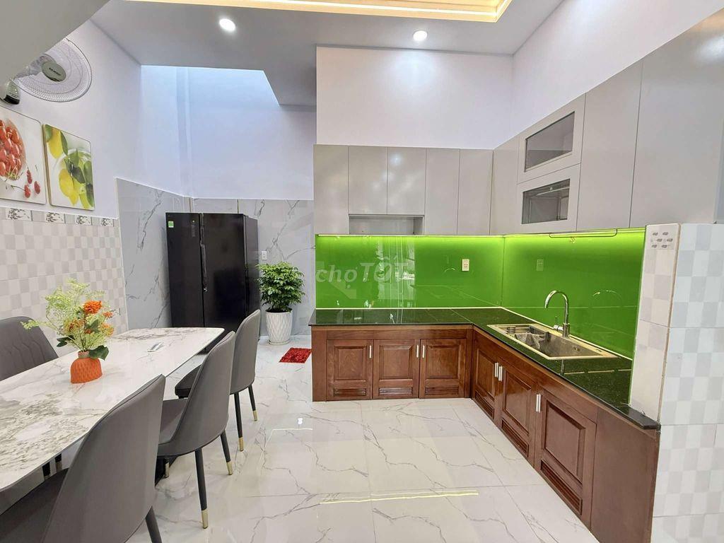 Nhỉnh 4 tỷ Nhà đẹp Full Nội Thất 1/ Hẻm xe hơi Tân Thới Hiệp 09