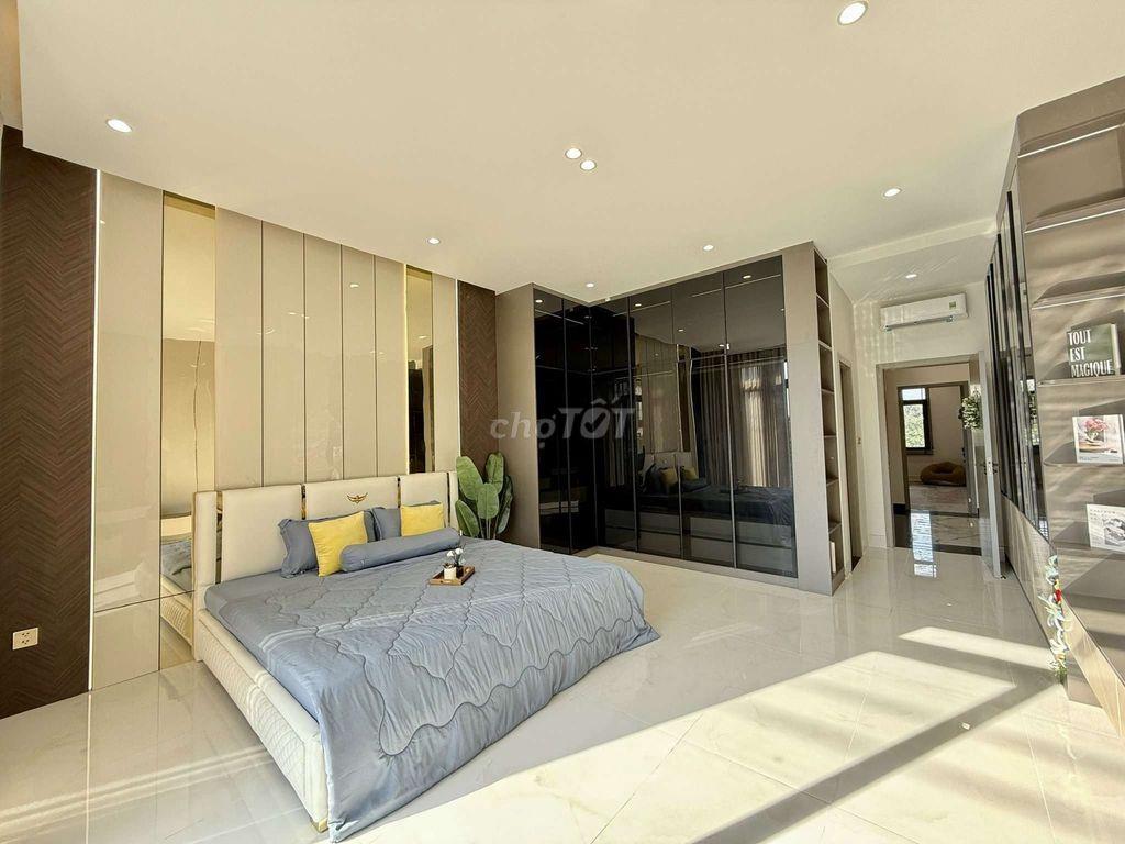 Siêu Phẩm 5m x 22m. 3 Tầng Ô Thang Máy Mặt Tiền Nhánh Thạnh Xuân 25