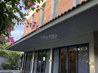 Biệt thự đẳng cấp 15m x 20m. Có Hồ Bơi Góc Ngã Tư Đường 25m Thạnh Xuân