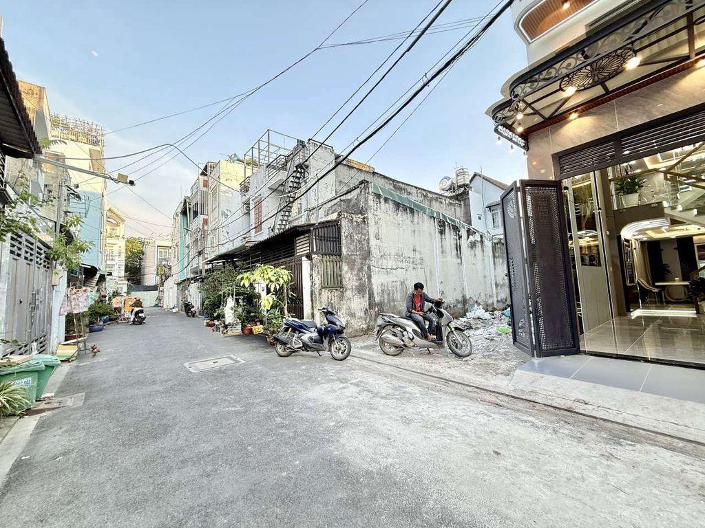 Nhà 4 tầng Full Nội Thất Hẻm nhựa Xe Hơi Đường Thới An 20