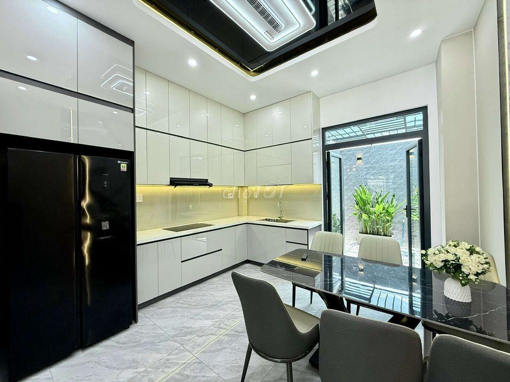 Nhỉnh 6 tỷ Nhà Phố 4m x 25m. view Sông Vàm Thuật Đ. Hà Huy Giáp