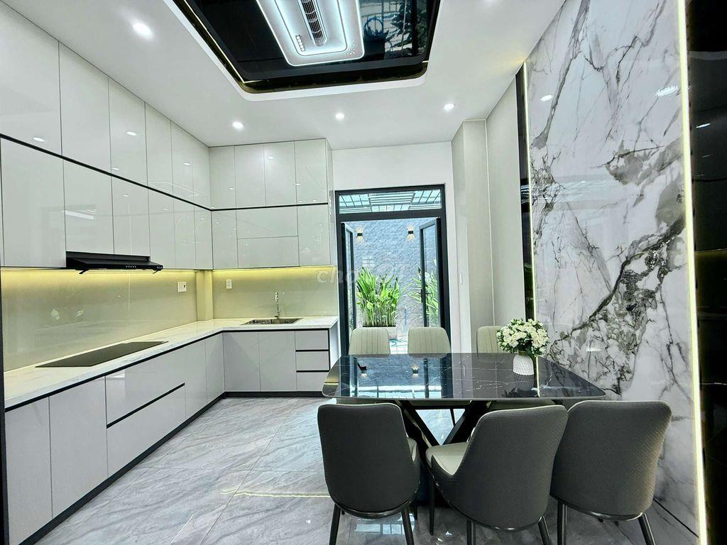 Nhỉnh 6 tỷ Nhà Phố 4m x 25m. view Sông Vàm Thuật Đ. Hà Huy Giáp