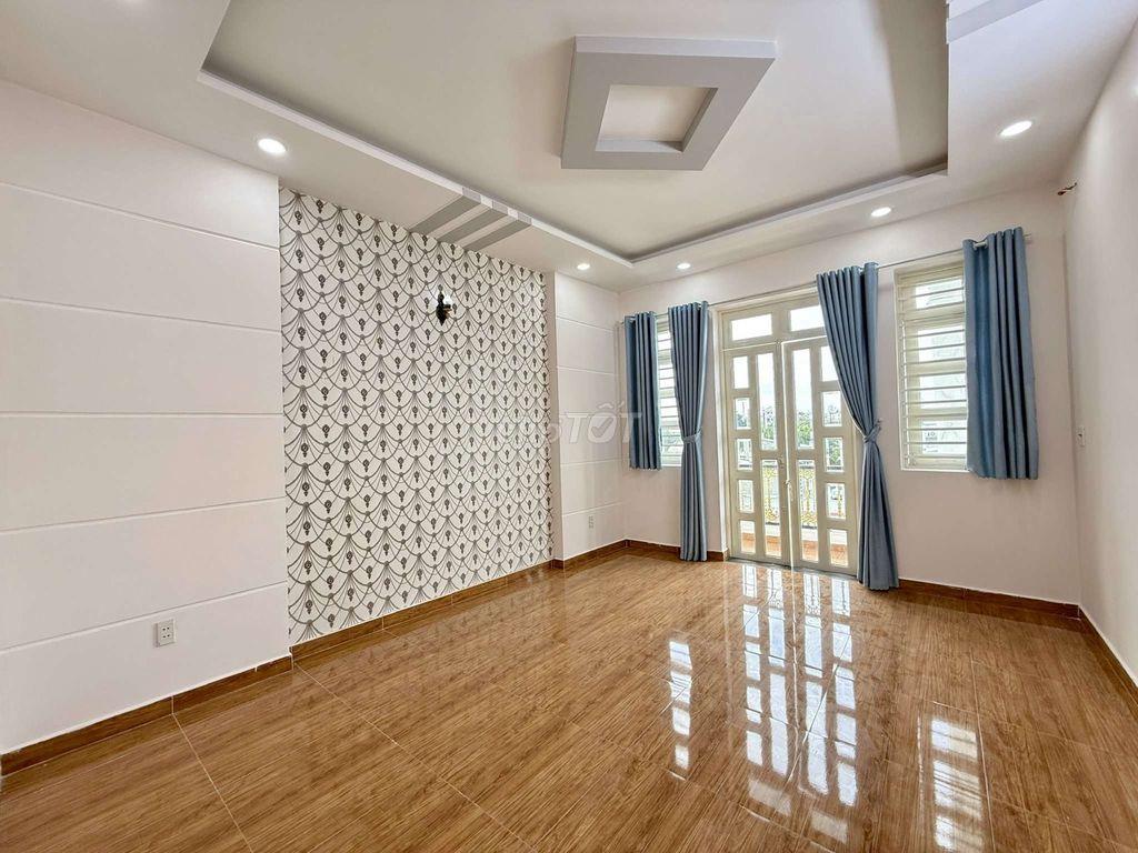 Nhỉnh 5 tỷ Xíu Nhà Phố 3 Tầng Nở hậu 4,5m x 15m. Hiệp Thành 13