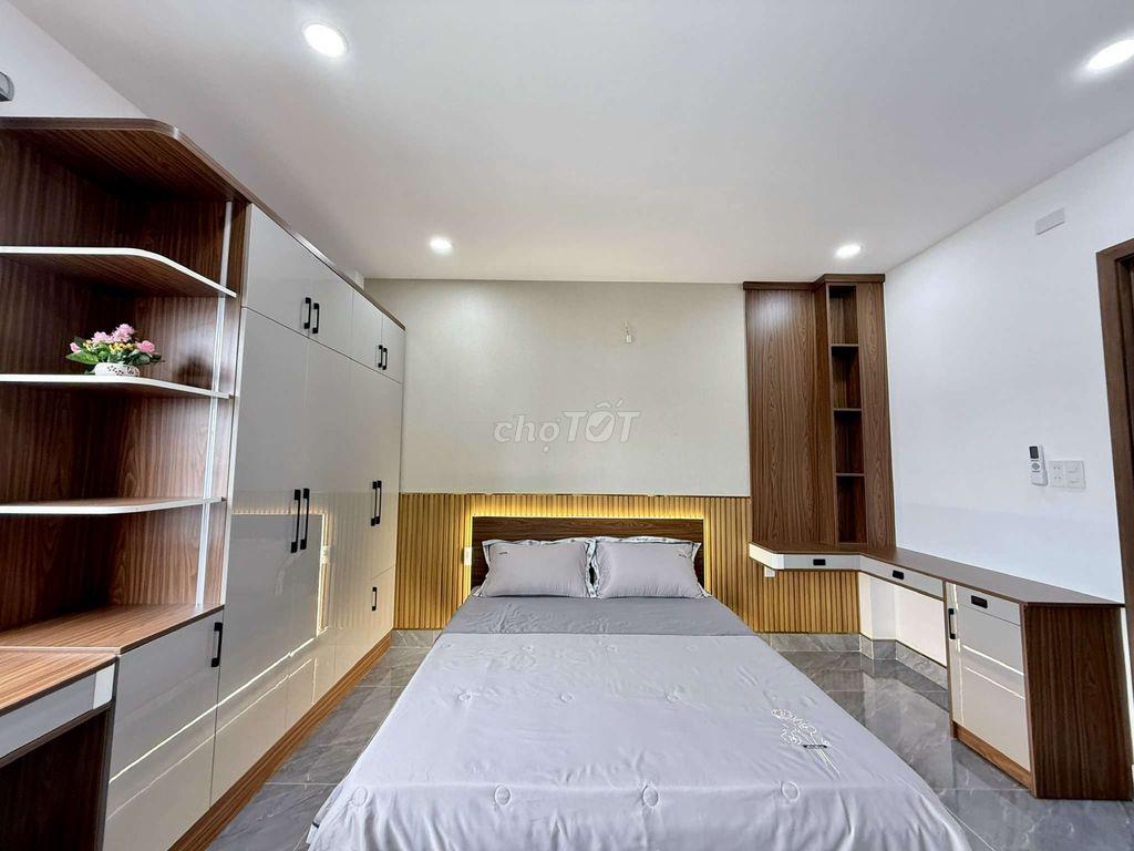 Nhà Phố 4m x 15m. xây 4 Tầng Hẻm 6m Thông Lê Văn Khương