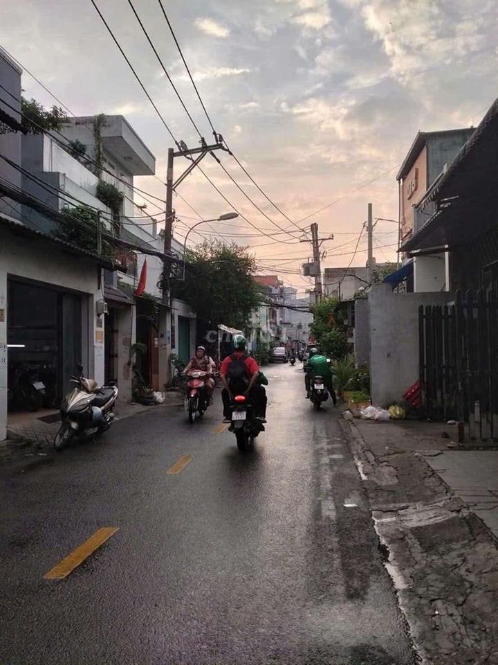 Nhà SHR 200m2 Ngang 12m Mặt Tiền Đông Hưng Thuận 05. Có GPXD Hầm 7 Lầu