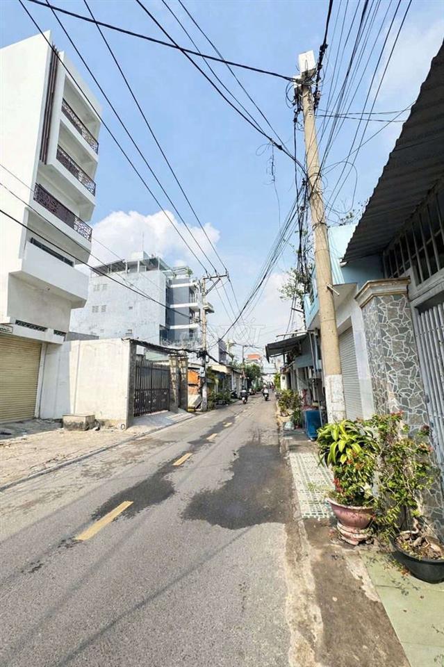 Nhà SHR 200m2 Ngang 12m Mặt Tiền Đông Hưng Thuận 05. Có GPXD Hầm 7 Lầu