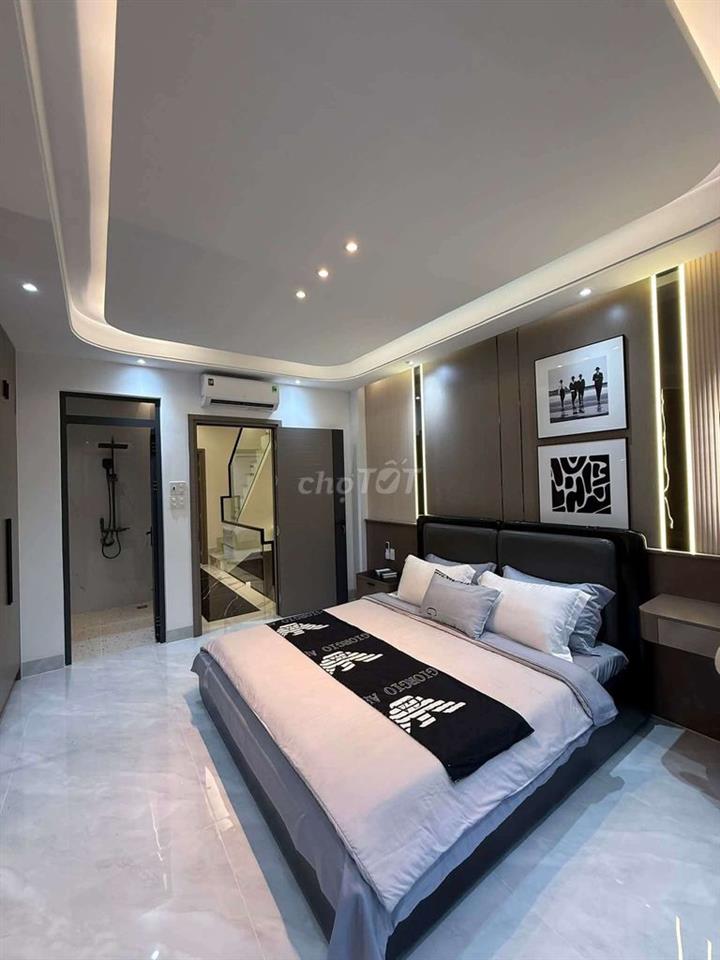 Siêu Phẩm đẹp mê 4 Tầng Thang Máy Mặt Tiền Hẻm 12m thông Thạnh Xuân 23