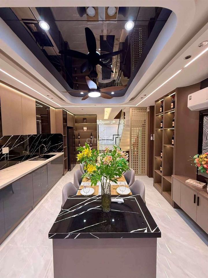 Siêu Phẩm đẹp mê 4 Tầng Thang Máy Mặt Tiền Hẻm 12m thông Thạnh Xuân 23