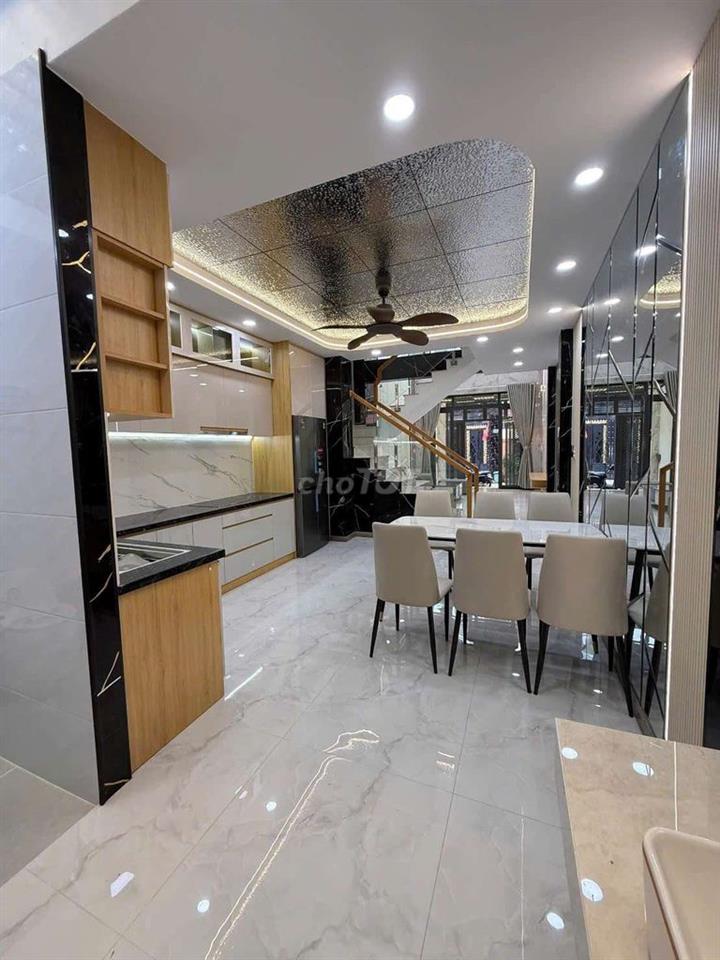 Nhà Phố 4m x 17m. Xây 3 Tầng 1/ Ngắn Đường Dương Thit Mười