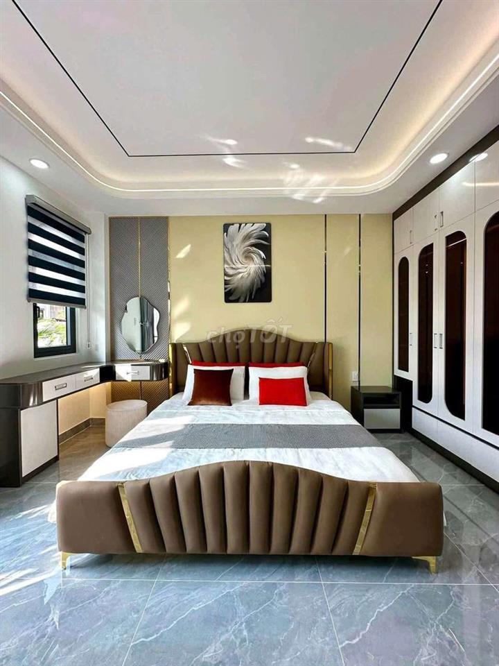 Nhà Phố 4,3m x 20m. 5 Tầng Thang Máy Mặt Tiền Đ. Trung Mỹ Tây 01
