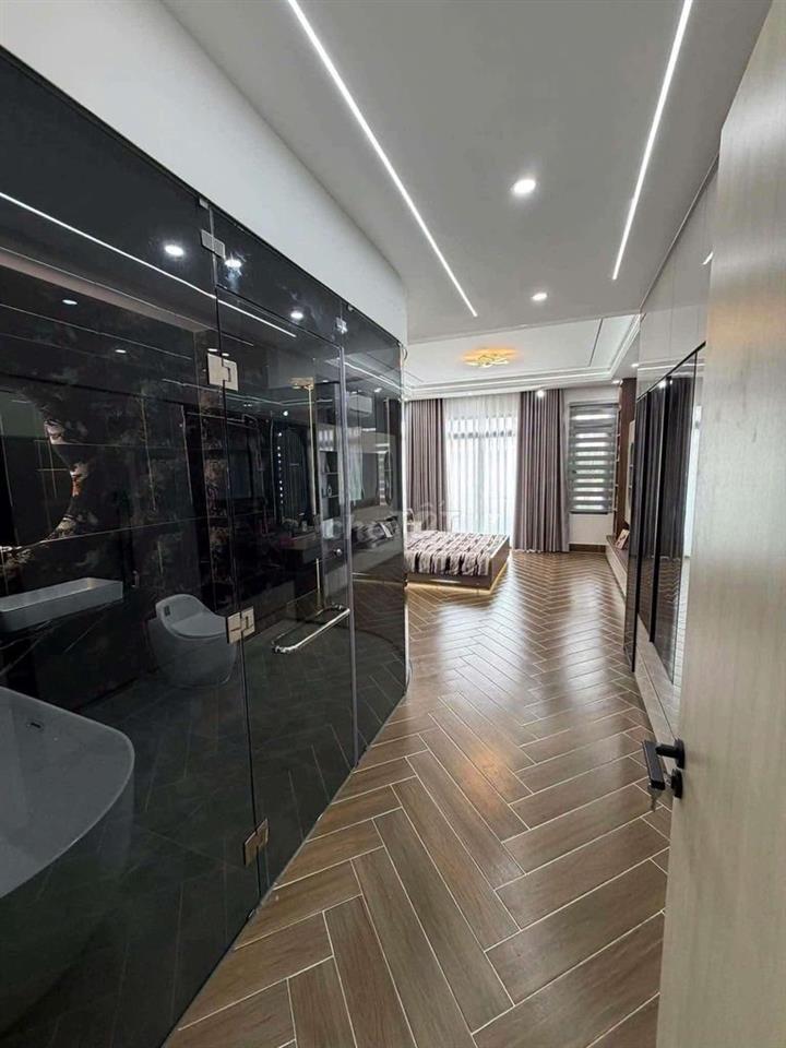 Siêu Phẩm 5 Tầng Thang Máy 2PN Master Ngay KDC An Sương Nguyễn Văn Quá