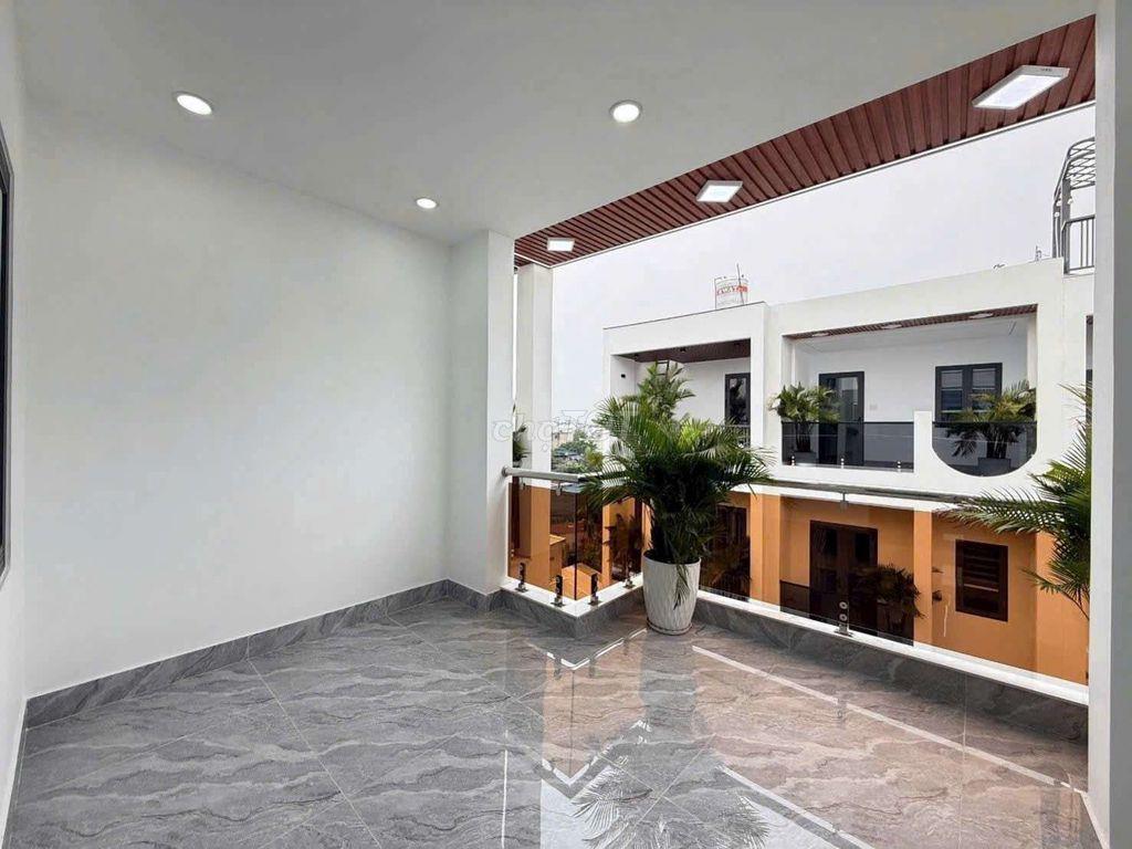Nhỉnh 5 tỷ Xíu Nhà Phố 4 Tầng Hẻm nhựa 7M Đường Thạnh Xuân 25