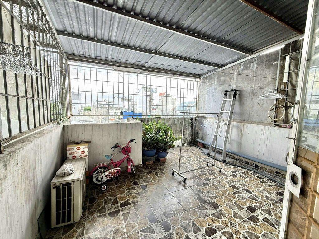 Nhà phố 3 Tầng Xây Thành 02 căn riêng biệt 1/ Ngắn Thới An 05