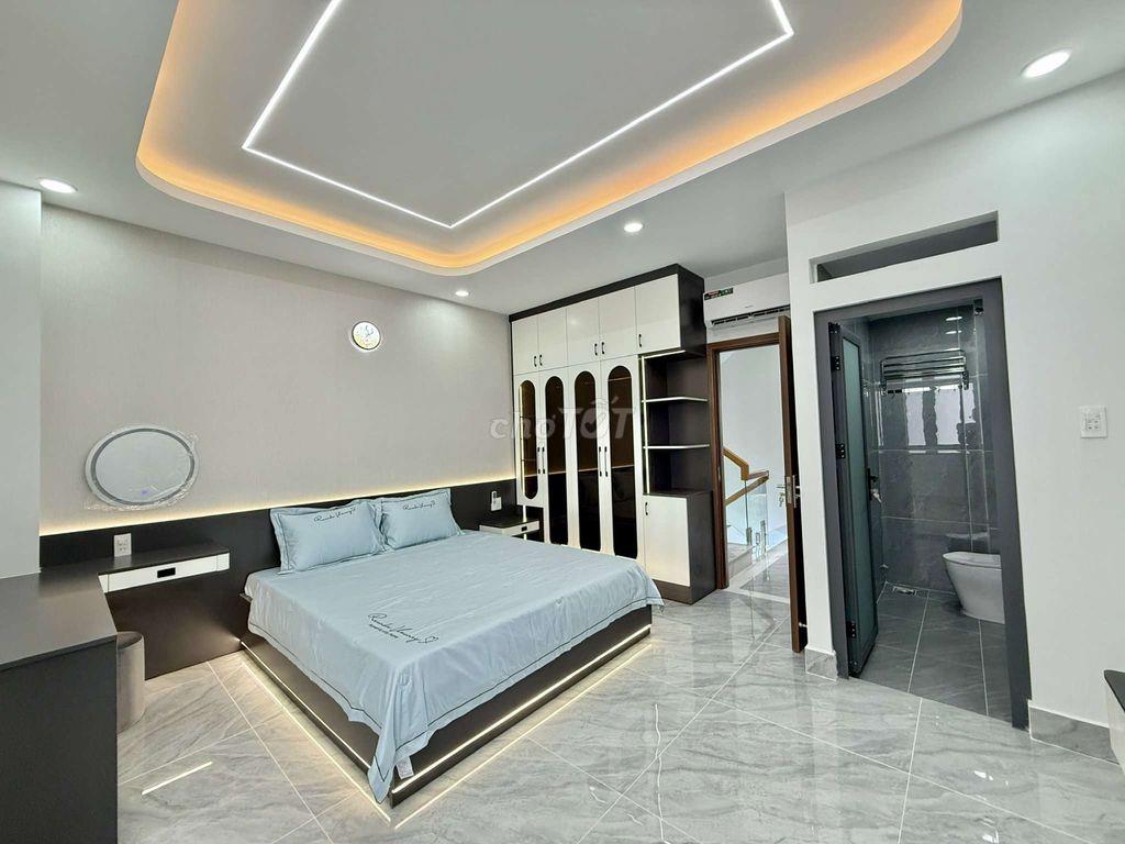Nhà Phố 4,5m x 16m. 4 Tầng Mặt tiền Nhánh Thạnh Xuân 25. ( Cống Hộp 3)