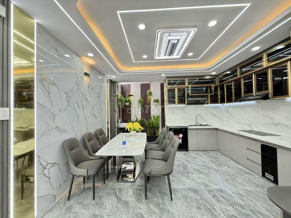 Nhà Phố 4,5m x 16m. 4 Tầng Mặt tiền Nhánh Thạnh Xuân 25. ( Cống Hộp 3)