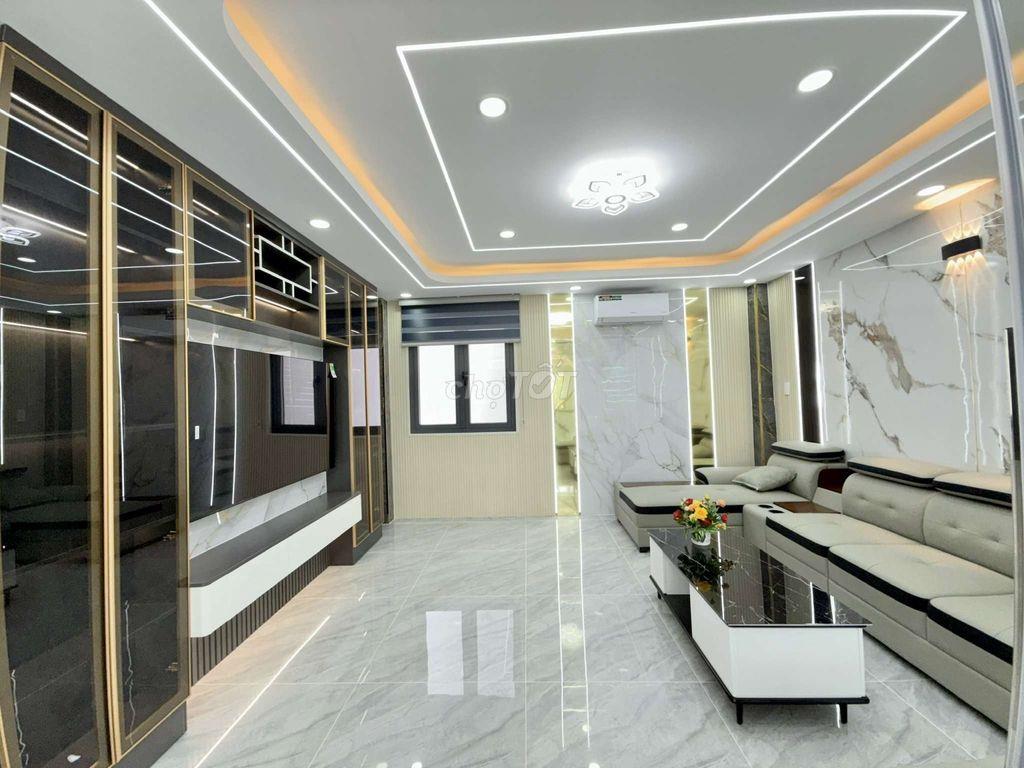Nhà Phố 4,5m x 16m. 4 Tầng Mặt tiền Nhánh Thạnh Xuân 25. ( Cống Hộp 3)