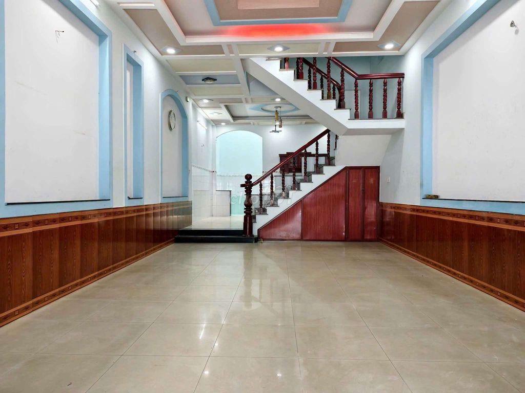 Nhà Phố 5m x 20m. Xây 3 Tầng Hẻm 6M Đường Dương Thị Mười. Ngay BV Q 12