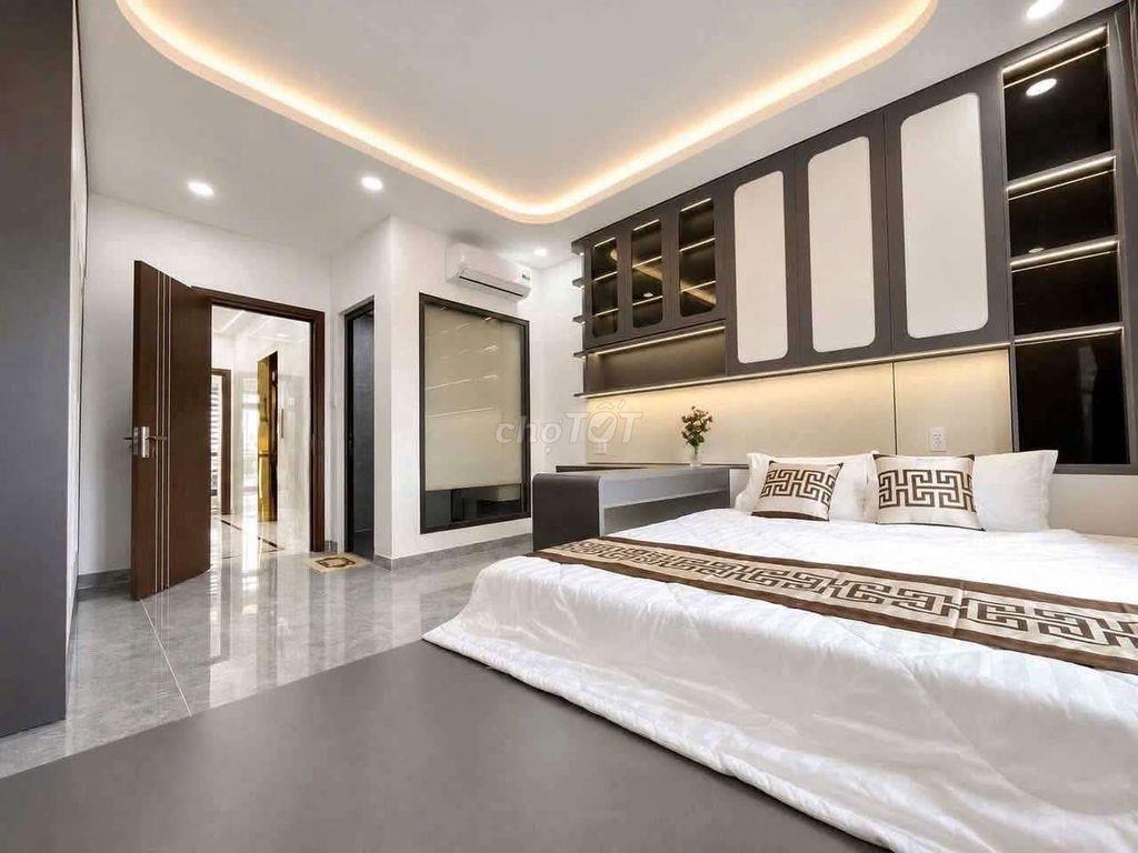 Siêu Phẩm 4m x 20m. 4 Tầng Thang Máy Hẻm thông Đường Thạnh Lộc 15