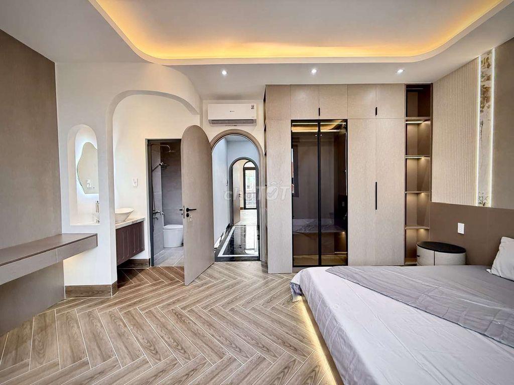 Siêu Phẩm Luxury Ngang 5M 5 Tầng Thang Máy. PN Master KDC Hà Đô River