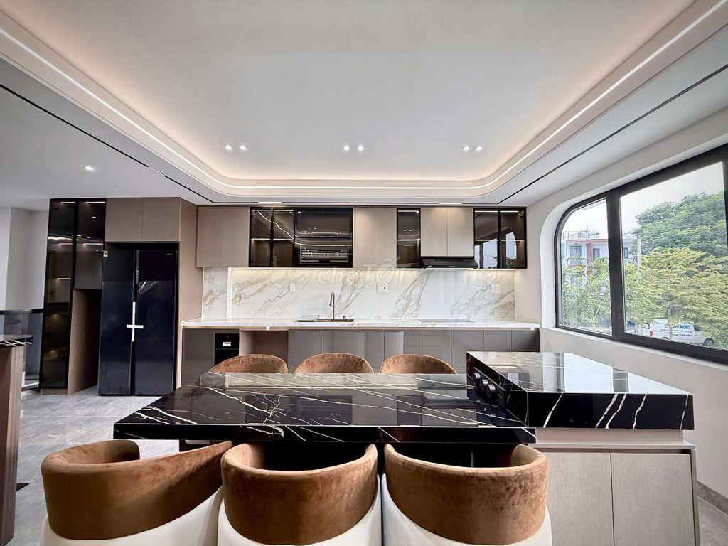 Siêu Phẩm Luxury Ngang 5M 5 Tầng Thang Máy. PN Master KDC Hà Đô River