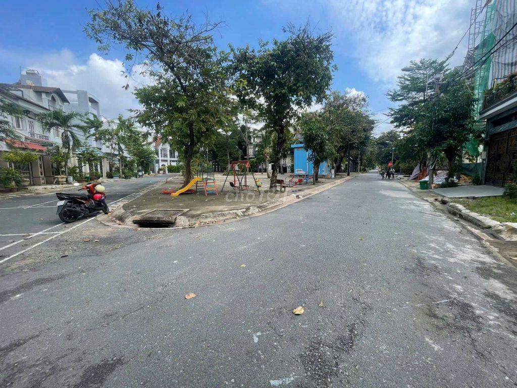 Lô đất đẹp 5m x 24m. view Công Viên KDC Tân Tiến Bờ Kè Tham Lương 
