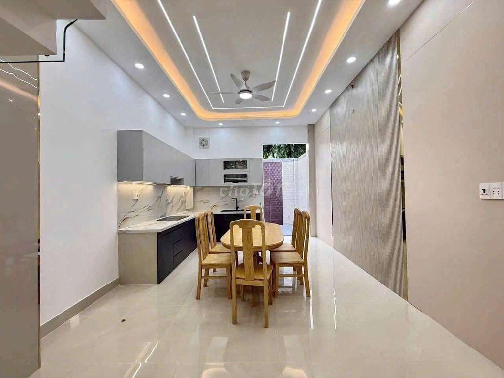 Nhà Phố 4m x 18m. 3 Tầng Đường Nguyễn Thị Đặng Ngay Ngã Tư TTH 07