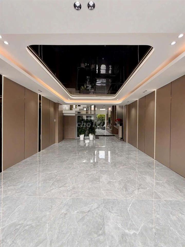 Siêu Phẩm 4,3m x 24m. 5 Tầng Thang Máy Mặt Tiền Đường Tân Chánh Hiệp 7