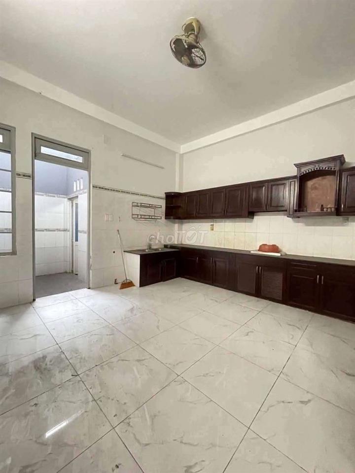 Nhà Phố 5m x 30m. 150m2. 3 Tầng Mặt Tiền Đường Thới An 20
