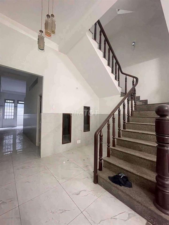 Nhà Phố 5m x 30m. 150m2. 3 Tầng Mặt Tiền Đường Thới An 20