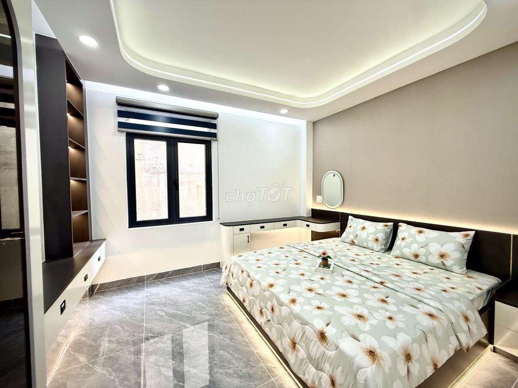 Nhà Phố 4 tầng Thang Máy Hẻm nhựa 8M Đ. Huỳnh Thị Hai Khu đồng bộ