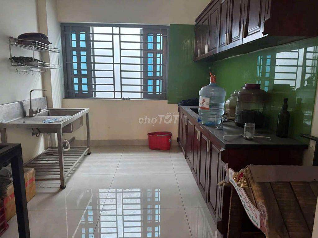 Nhà Phố 7m x 25m. 3 Tầng Mặt Tiền Dương Thị Mười. Sát Nguyễn Ảnh Thủ