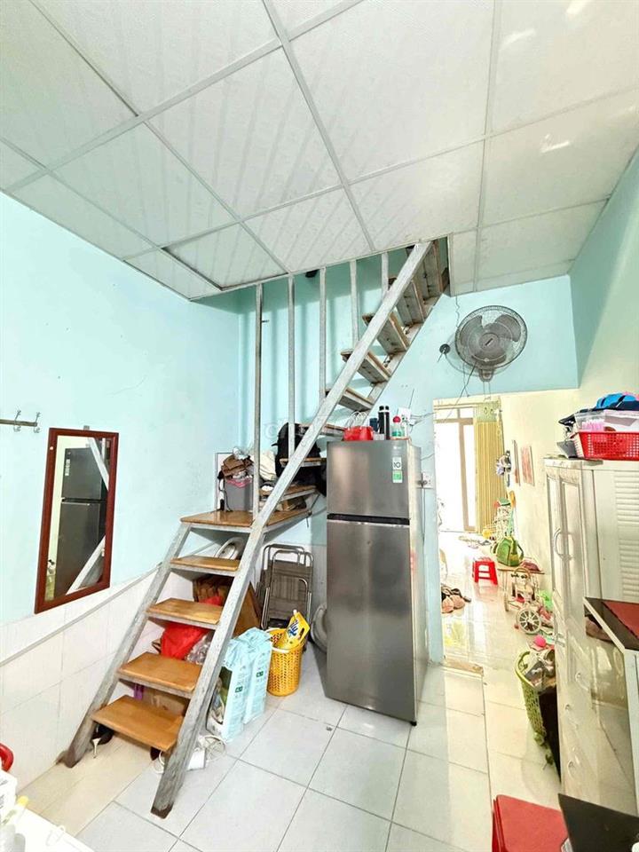 Nhà Ngay Chợ Thạnh Xuân 3.1x10m 1 lầu đường 7m thông