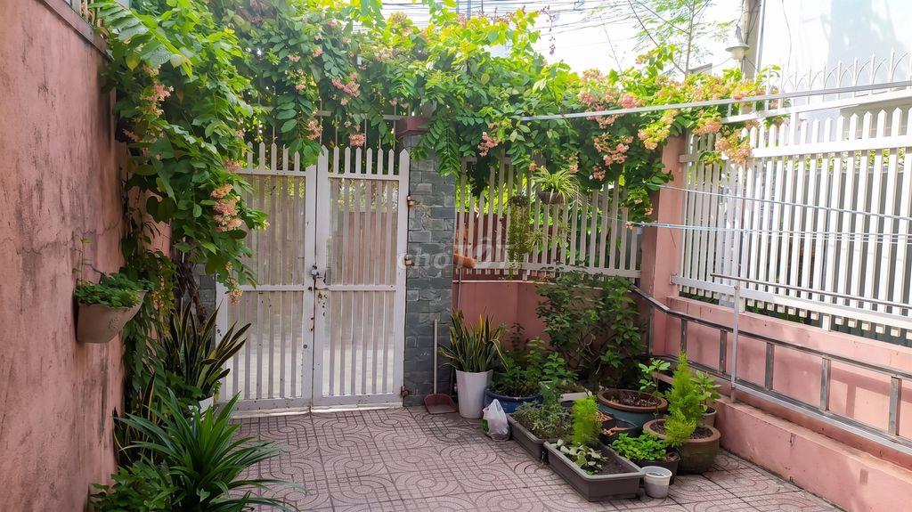 Bán nhà 2 mặt hẻm ô tô Thạnh Lộc 14, Q12 (79.6m2)