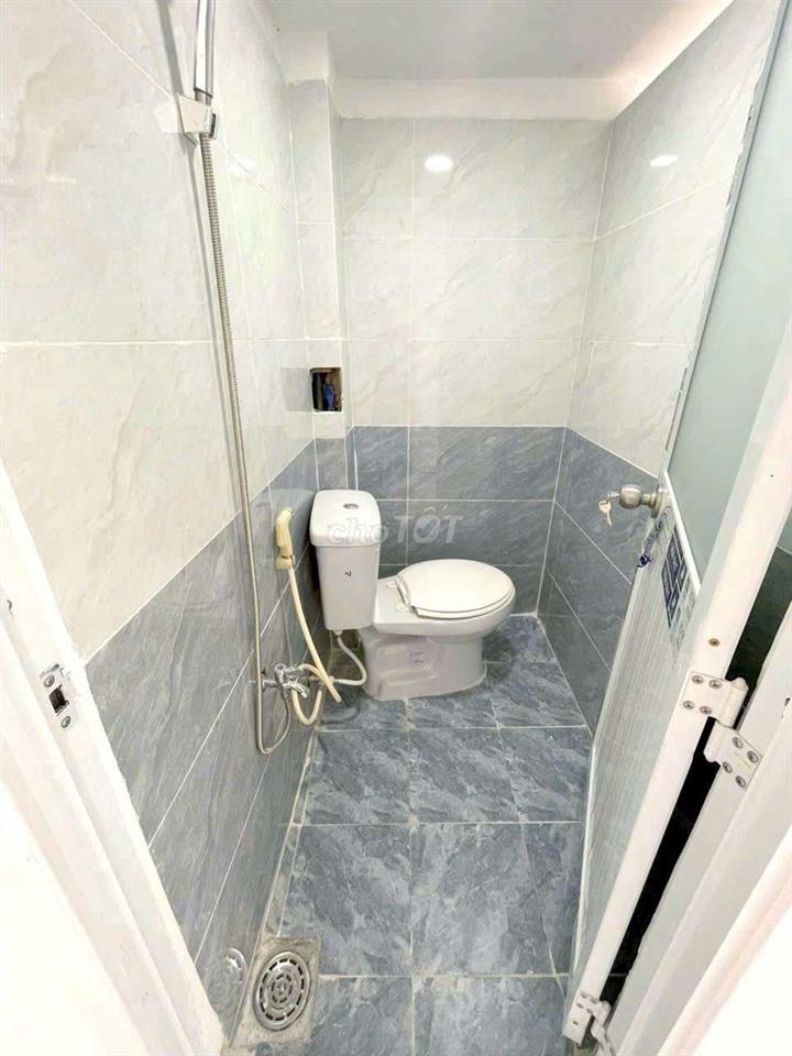 Bán Nhà gần BV Q12. bao quy hoạch 2PN2WC. hẻm 3m. Chính chủ