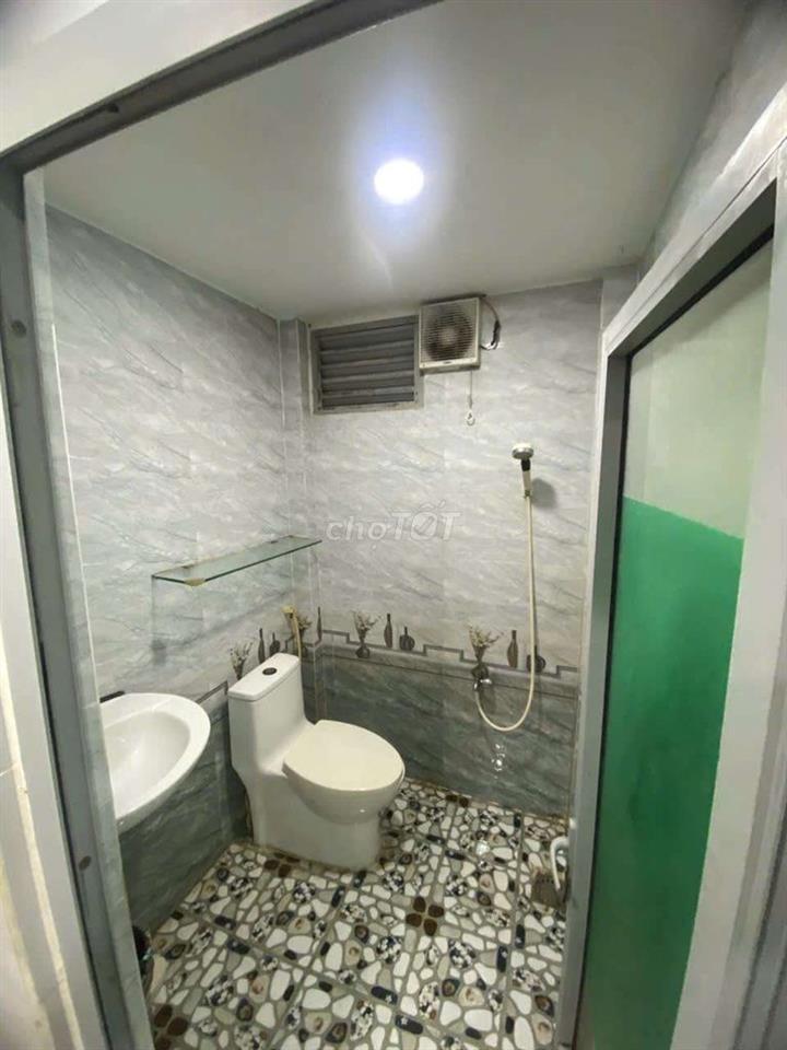 Bán Nhà gần BV Q12. bao quy hoạch 2PN2WC. hẻm 3m. Chính chủ