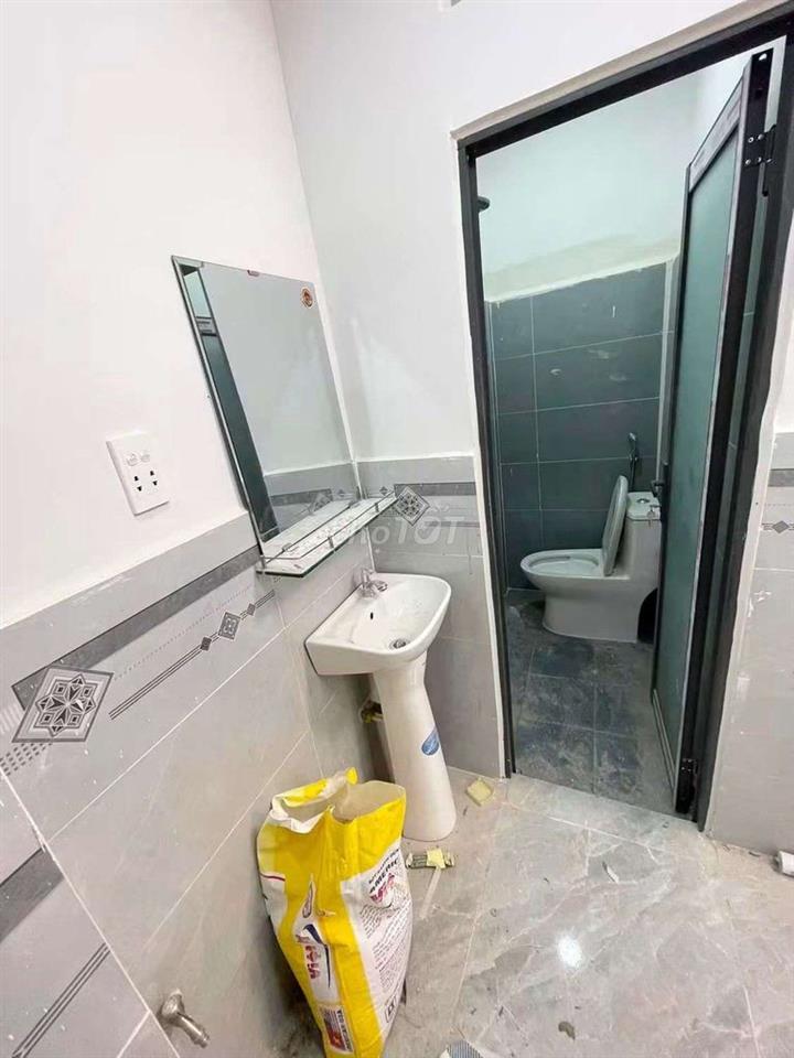 Nhà đẹp 3,2x8, Đúc 1 lầu 2PN2WC, Nguyễn Thị Căn. Kê Khai riêng 2014