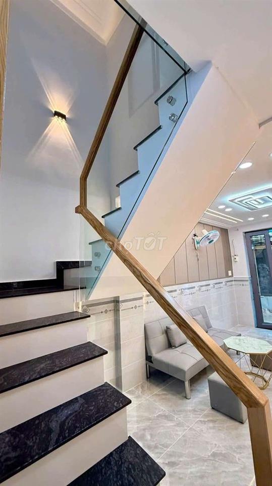 Bán Nhà Lê Văn Khương. 1 lầu 2PN2WC. Mới đẹp. Kê khai 2014 số nhà quận
