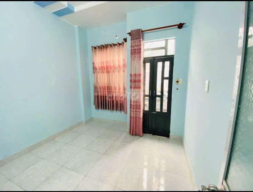 Nhà 2 lầu 4PN2WC. Lê Thị Riêng Q12. Gần UBND Quận. 