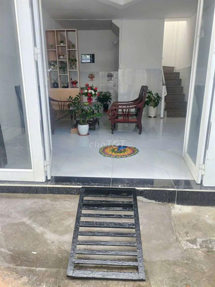 Nhà Chợ Đông Thạnh. 32m2. Đúc 1 lầu. 2PN2WC. Chính chủ