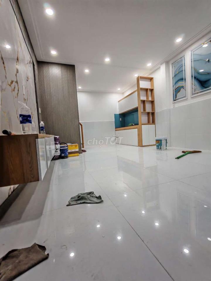 Nhà Tô Ký 4x9. 1 Lầu. 2PN. Chính chủ.
