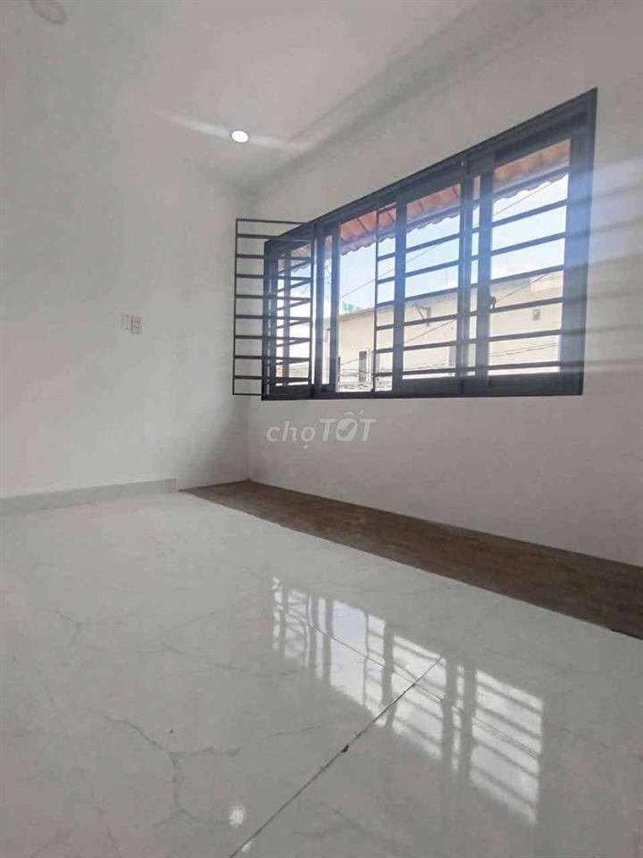 Bán Nhà Tô Ký. 1 lầu 2PN mới đẹp. Đồng sở hữu. Thổ cư. Chính chủ