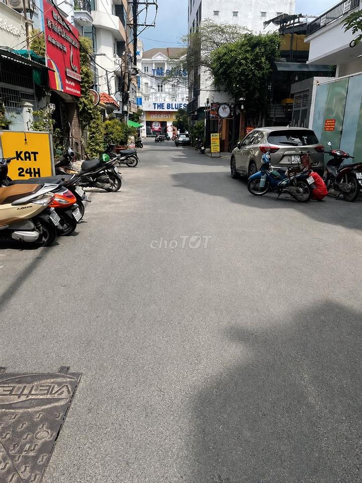 Nhà bán 4x14, gần Dương Thị Mười, hẻm xe hơi, 2 tầng, SHR