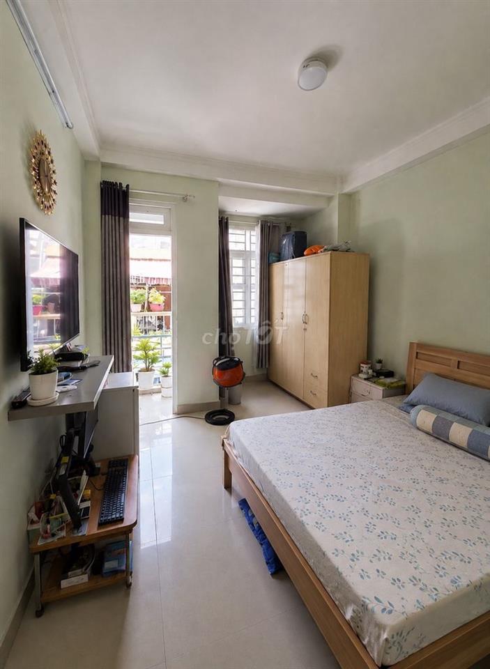 Nhà bán 4x14, gần Dương Thị Mười, hẻm xe hơi, 2 tầng, SHR