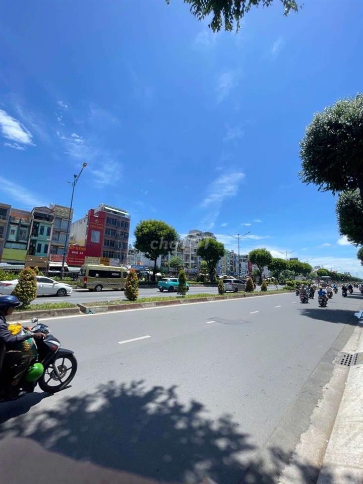 CHÍNH CHỦ GẤP BÁN, NHÀ MẶT TIỀN KINH DOANH, GẦN CẦU THAM LƯƠNG, Q12