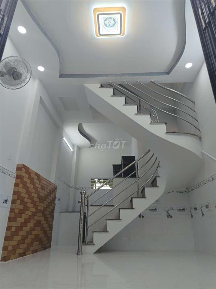 Bán nhà 1 lầu 2/ngắn đường Tân Thới Hiệp 06 P.Tân Thới Hiệp Quận 12